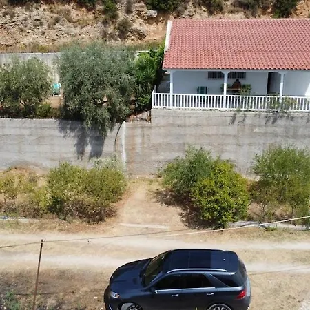 3 Bedrooms With Sea View