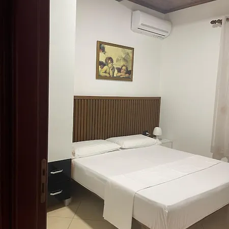 3 Bedrooms With Sea View בית נופש