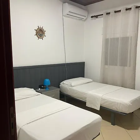 3 Bedrooms With Sea View Prázdninový dům Vlorë