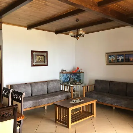 בית נופש 3 Bedrooms With Sea View *