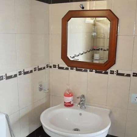 3 Bedrooms With Sea View Semesterbostad